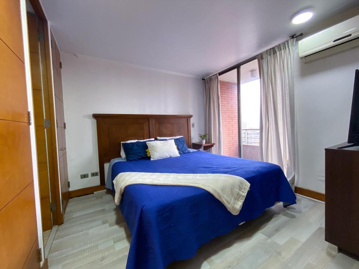 Confortable Departamento A Pasos De Escuela Militar 1 Dormitorio + 1 Persona Extra Apartamento Santiago