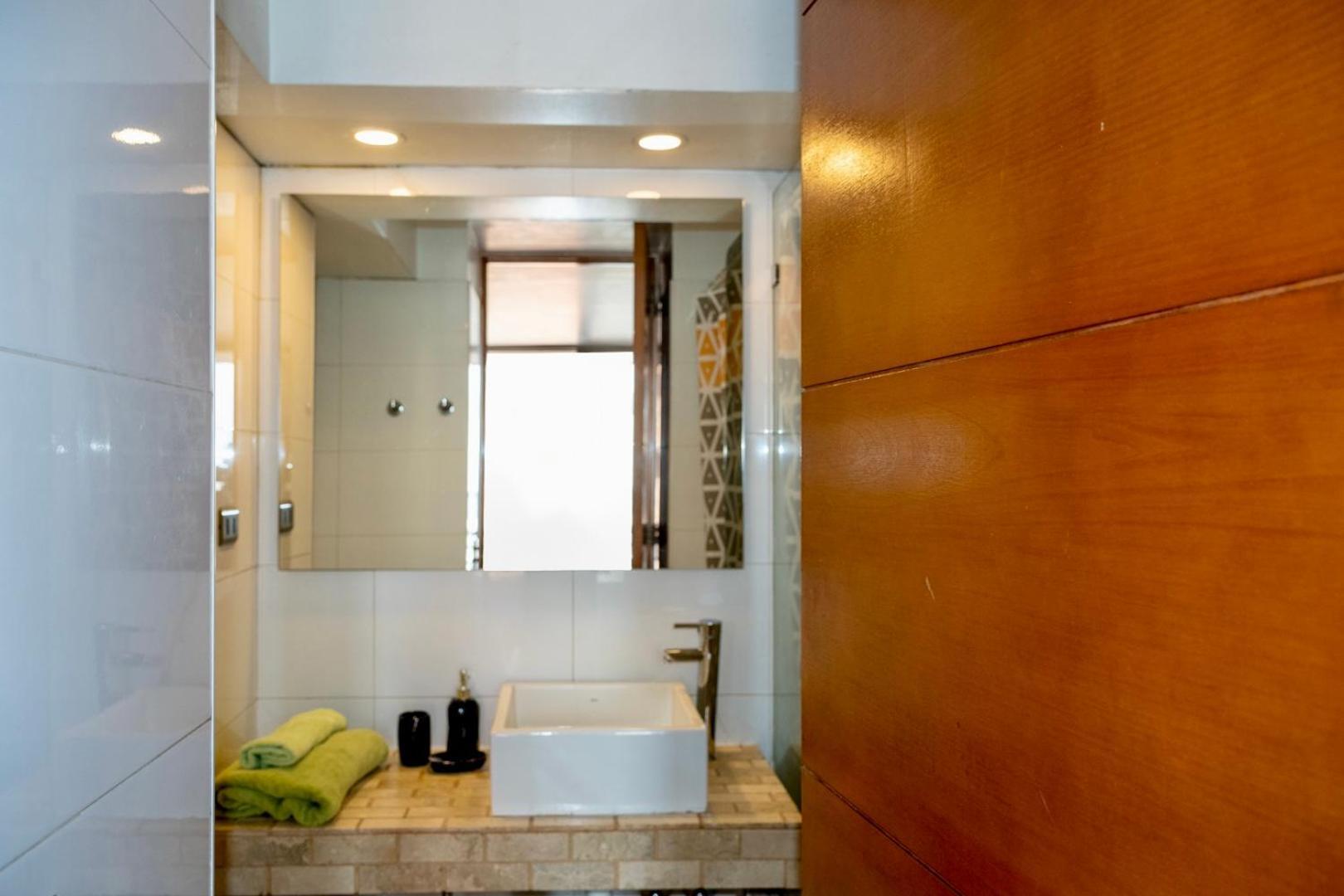 Apartamento Confortable Departamento A Pasos De Escuela Militar 1 Dormitorio + 1 Persona Extra Santiago